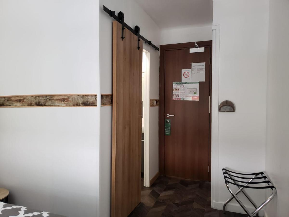 Hotel De La Gare 모단 외부 사진
