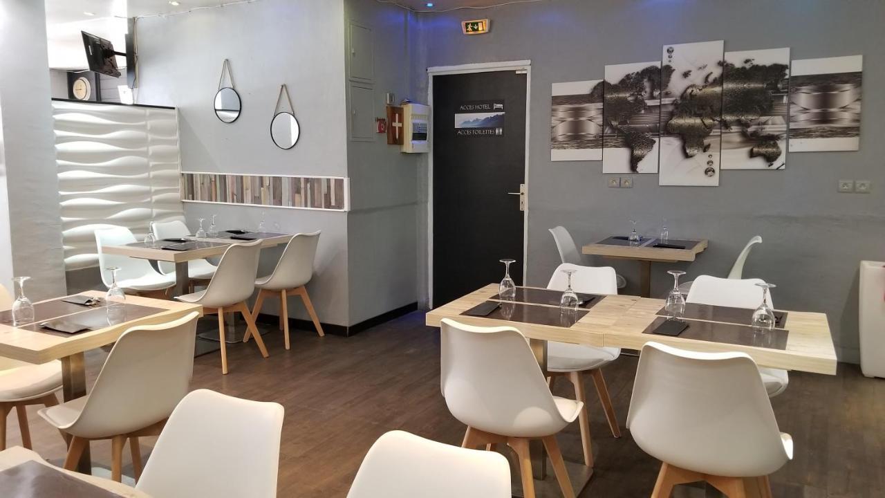 Hotel De La Gare 모단 외부 사진