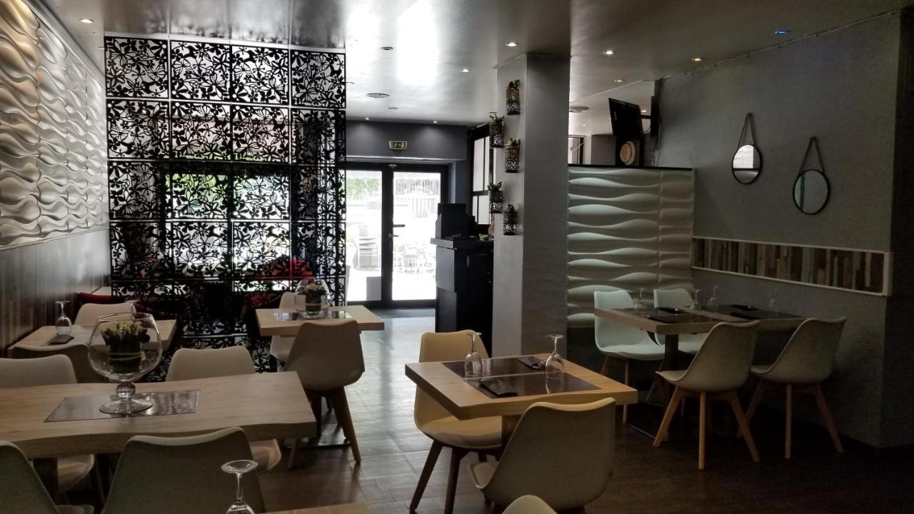 Hotel De La Gare 모단 외부 사진